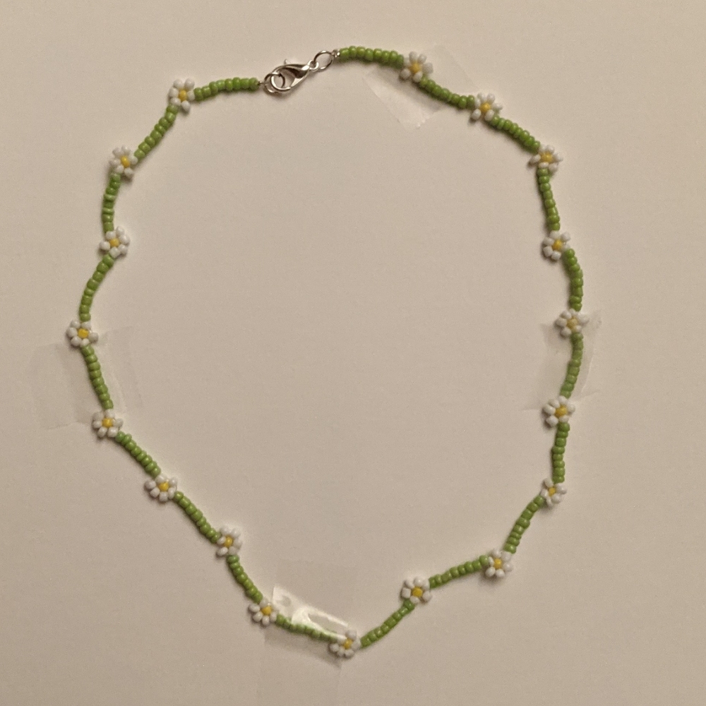 🌼daisy chain choker 🌼